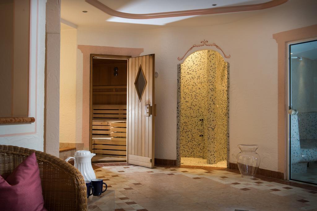 Garni Aritz Hotel Campitello di Fassa Buitenkant foto