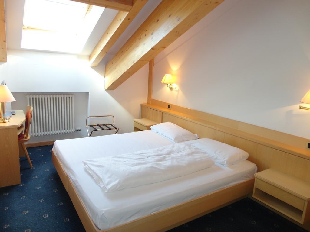 Garni Aritz Hotel Campitello di Fassa Buitenkant foto