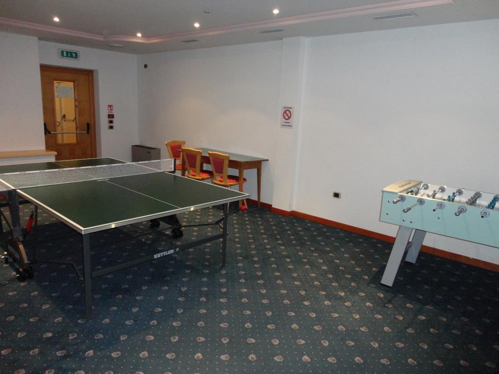 Garni Aritz Hotel Campitello di Fassa Buitenkant foto