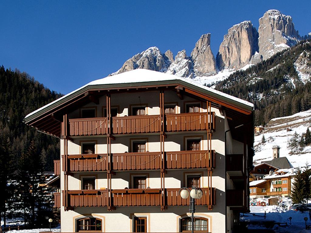 Garni Aritz Hotel Campitello di Fassa Buitenkant foto