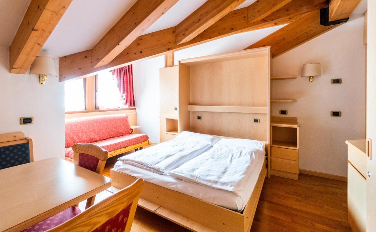 Garni Aritz Hotel Campitello di Fassa Buitenkant foto
